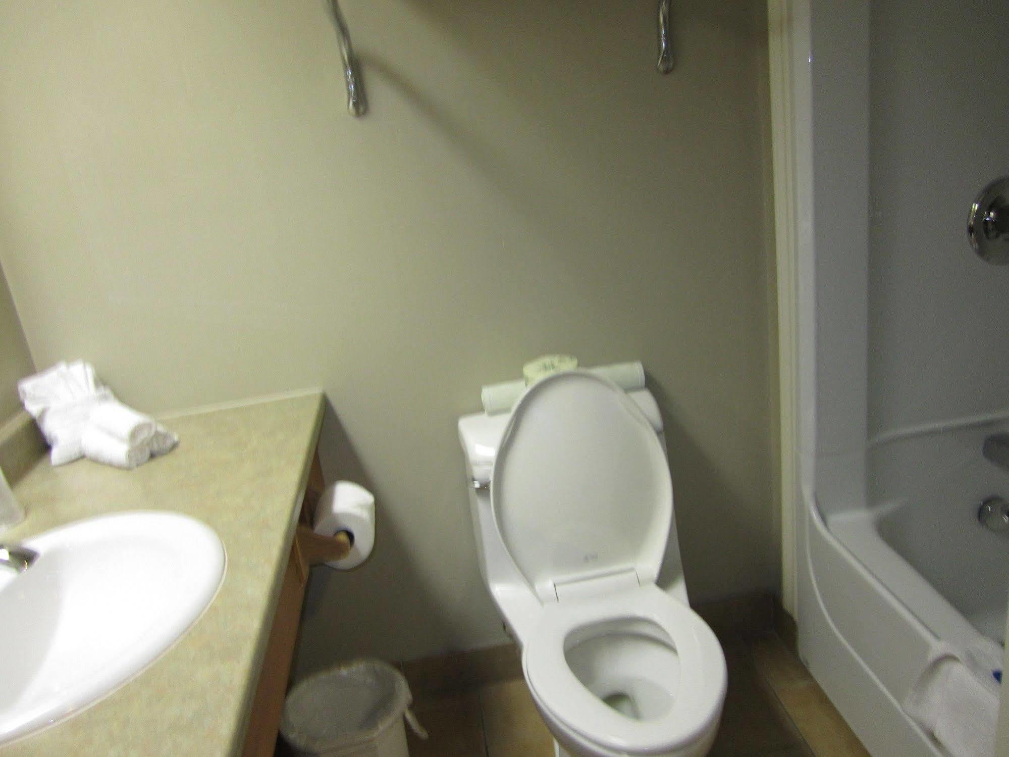 Auberge Bouctouche Inn & Suites מראה חיצוני תמונה